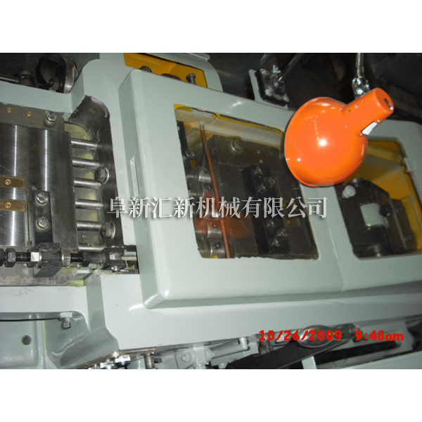 六聯(lián)沖床 六聯(lián)沖床